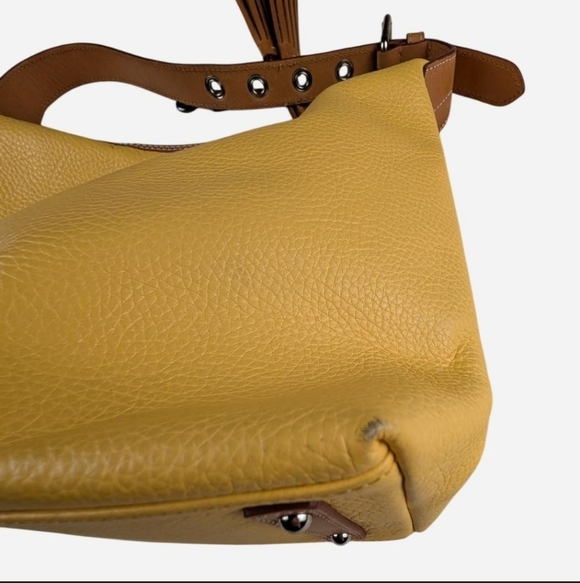 Dooney‎ and Bourke yellow pebbled leather hobo bag flaws 2010s Preppy Dopamine - Picture 8 of 8